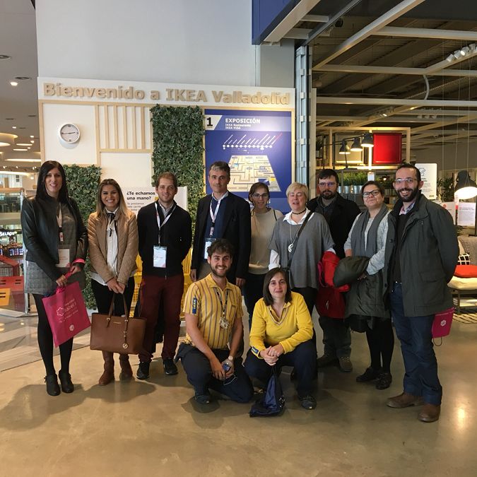 Estudiantes y profesores de la Universidad Isabel I conocen la estructura y gestión de la gran multinacional sueca Ikea