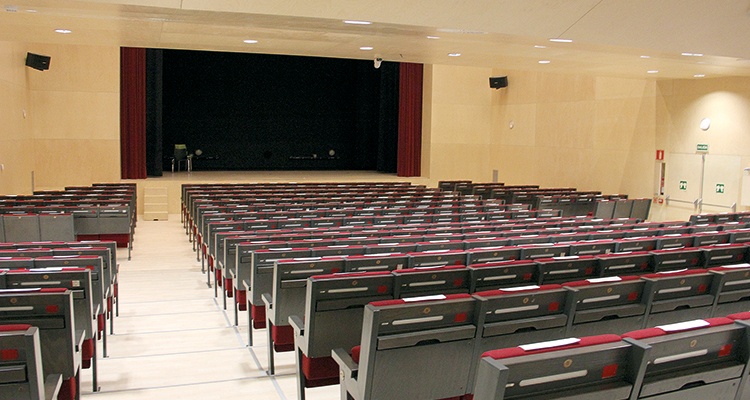 Auditorio de la Universidad Isabel I