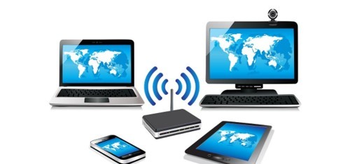 dibujo de distintos aparatos tecnológicos: ordenador fijo, móvil, teléfono móvil, tablet