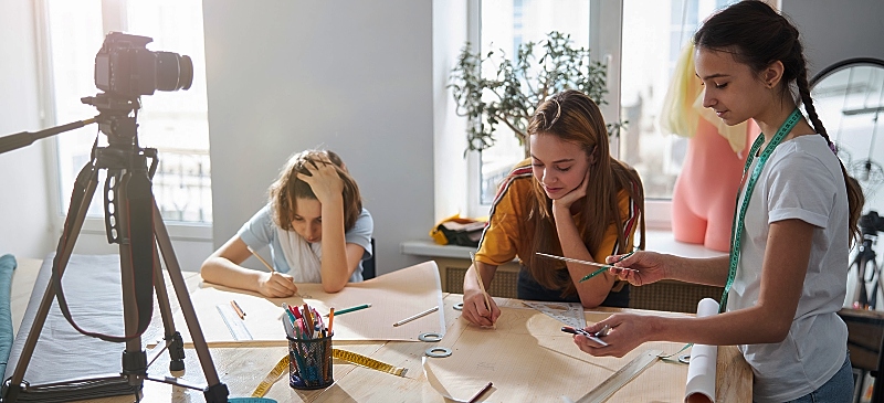 Clase en la que se utilizan las nuevas tecnologías para promover el aprendizaje