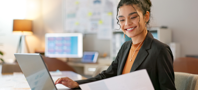 Alumna que estudia el curso de acceso al Grado en Educación Primaria en la Universidad Isabel I