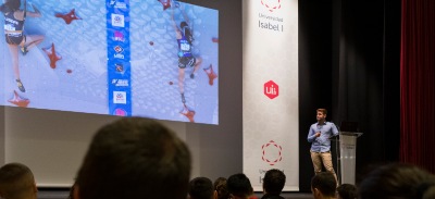Carlos Izquierdo durante la ponencia