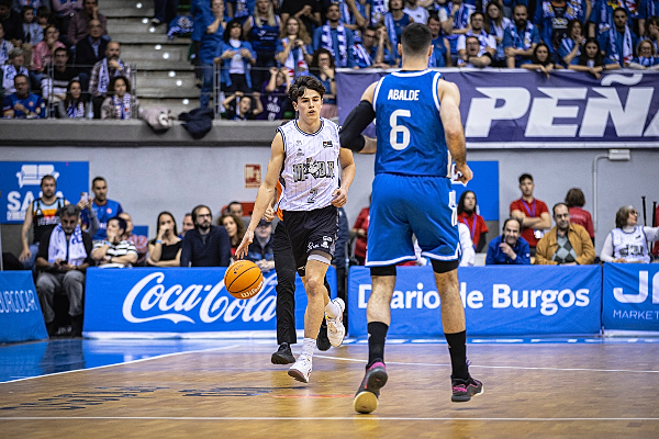 Marcos Bella durante el partido