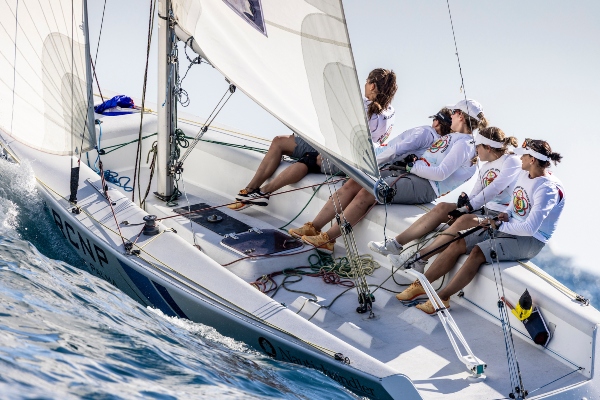 El equipo durante la regata