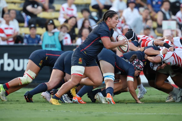 Alba Capell en un ataque 