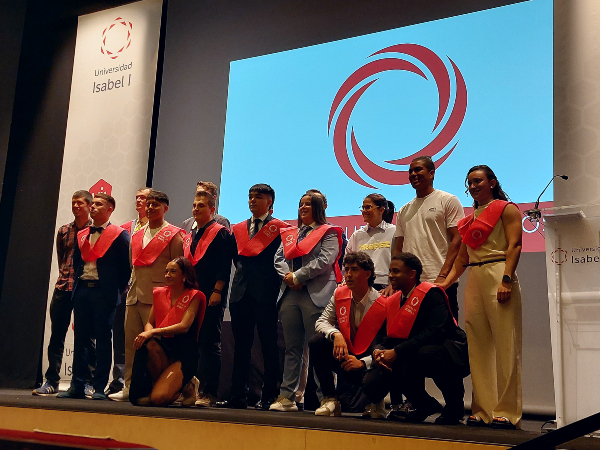 alumnos con becas
