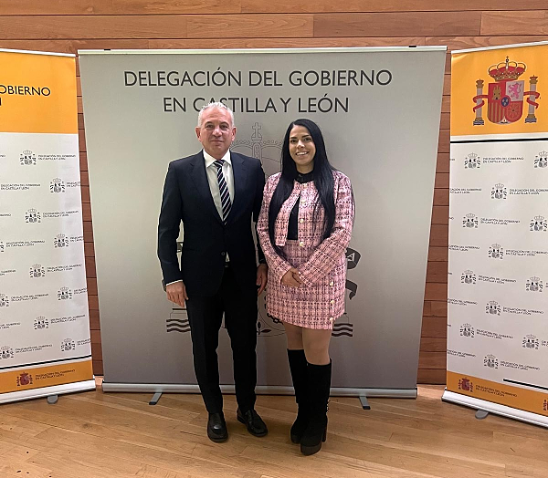 Andrea y delegado de cyl