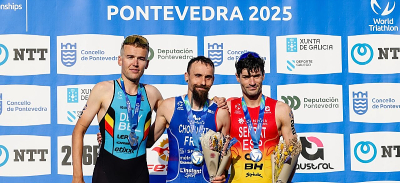 Antonio Serrat y medalla de bronce 