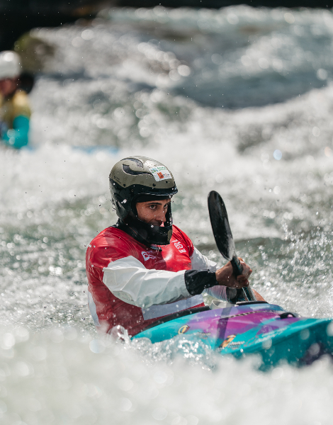 David Llorente bajando en el circuito