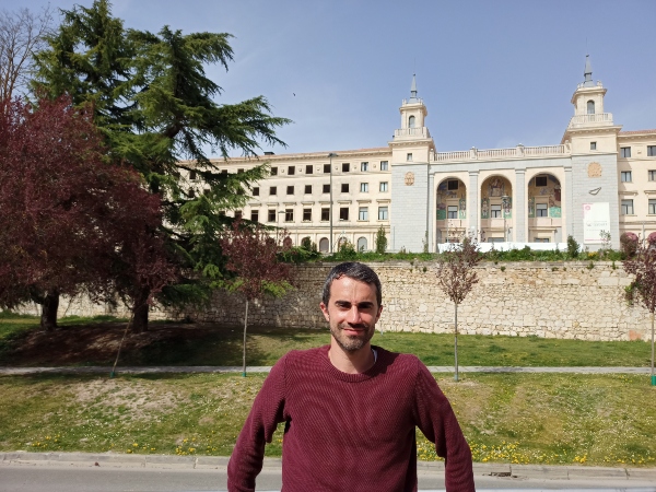 El profesor Daniel Sanz en la Universidad Isabel I
