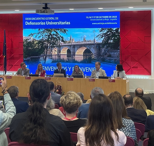 Una de las presentaciones en el Congreso Nacional de Defensorías Universitarias