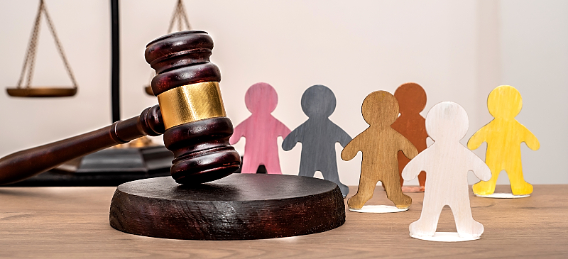Metáfora sobre los orígenes de los derechos humanos