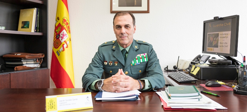 El Comandante Garrido durante su entrevista