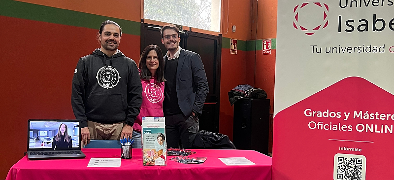 Equipo de la Universidad Isabel I en la Feria SportEdu
