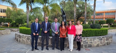 Fermín Carrillo en la Universidad de Cuautitlán Izcalli.