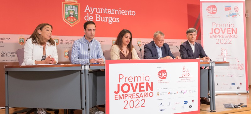 rueda de prensa de premios AJE Burgos 2022