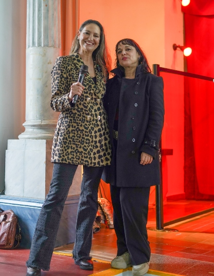 Esther Giraldo y Lupe