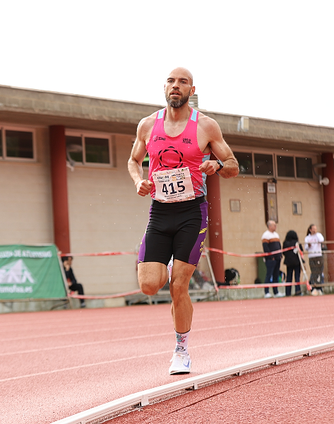 héctor corriendo