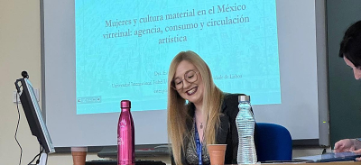 Isabel Prieto en su ponencia en el congreso internacional