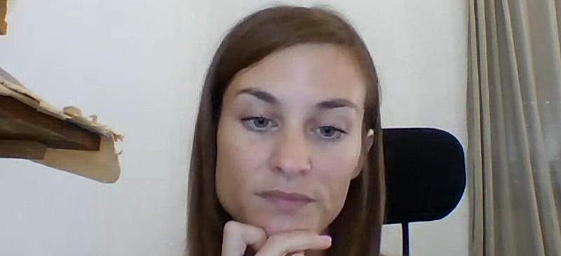 Lucía Bort durante su exposición