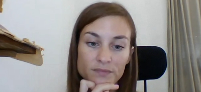 Lucía Bort durante su exposición