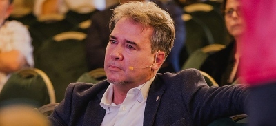 El profesor Martín González y Santiago