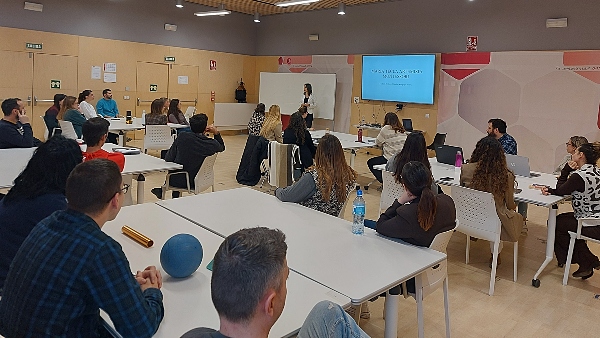 Participantes en el taller Montessori