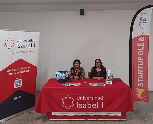 Stand de la Universidad Isabel I en Startup Olé 2025
