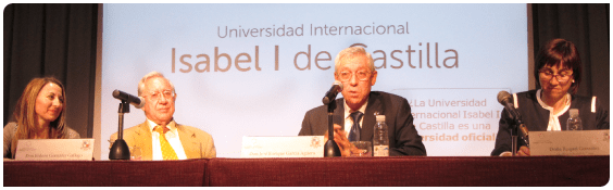 Isidoro González, rector de la Universidad Isabel I de Castilla, en el acto de inauguración del nuevo centro