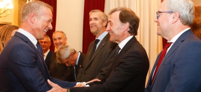 rector con presidente del senado