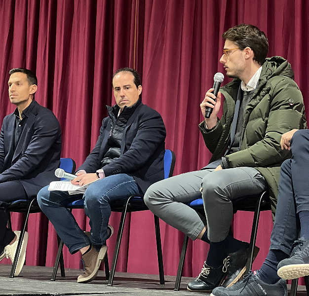 Sergio Álvarez en su intervención en la mesa redonda