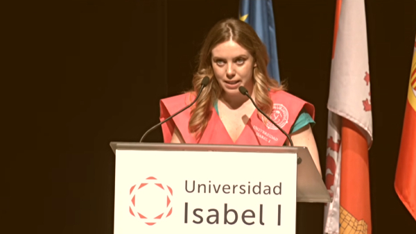 Sofía Álvarez en representación de los alumnos