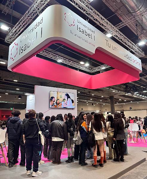 Stand de la Universidad Isabel I