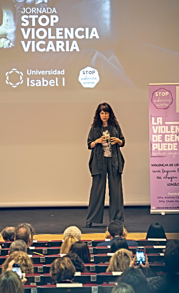 Ministra en la Universidad