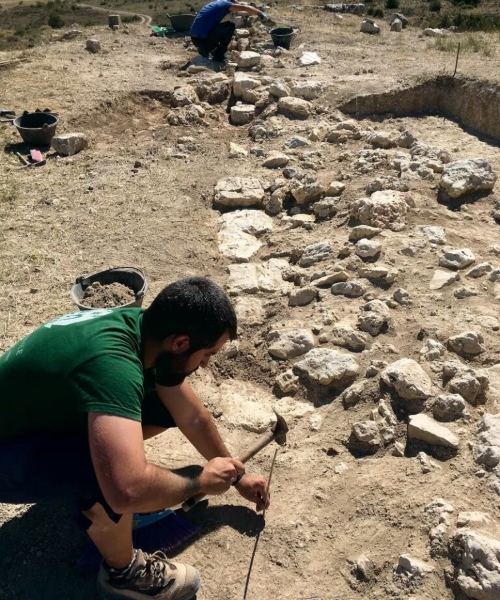 Marcos Iturriaga trabajando en el yacimiento en la campaña del año pasado.