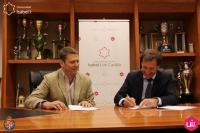 Firma del convenio entre la Universidad Isabel I y la Fundación Real Valladolid